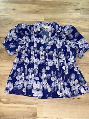 Entro pleated top